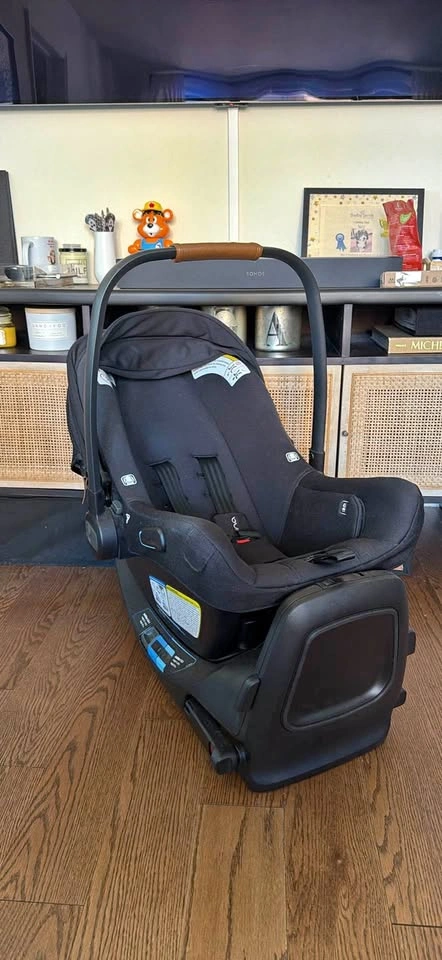 Nuna MIXX Next Stroller + PIPA RX Infant Car Seat Travel System
