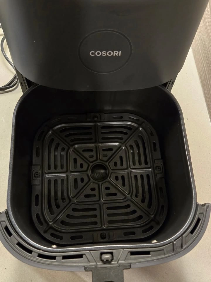 Cosori Air Fryer 5Qt (4.7L) - photo 2