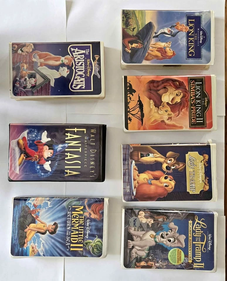 VHS Disney Movies - 1980's Classics