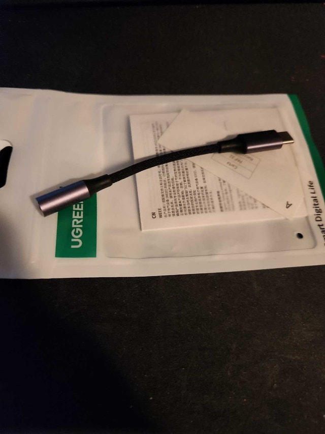 UGREEN Type C to 3.5mm Headphone Jack Adapter - photo 3