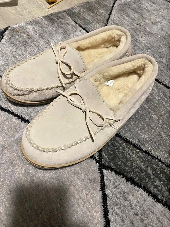 My Slippers (My Pillow Brand)