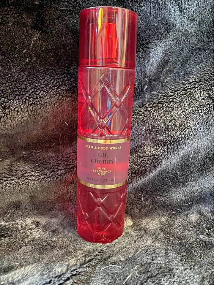 Bath & Body Works Oh Cherry Perfume