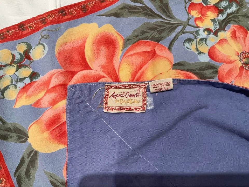 April Cornell Tablecloth & 8 Napkins - photo 3