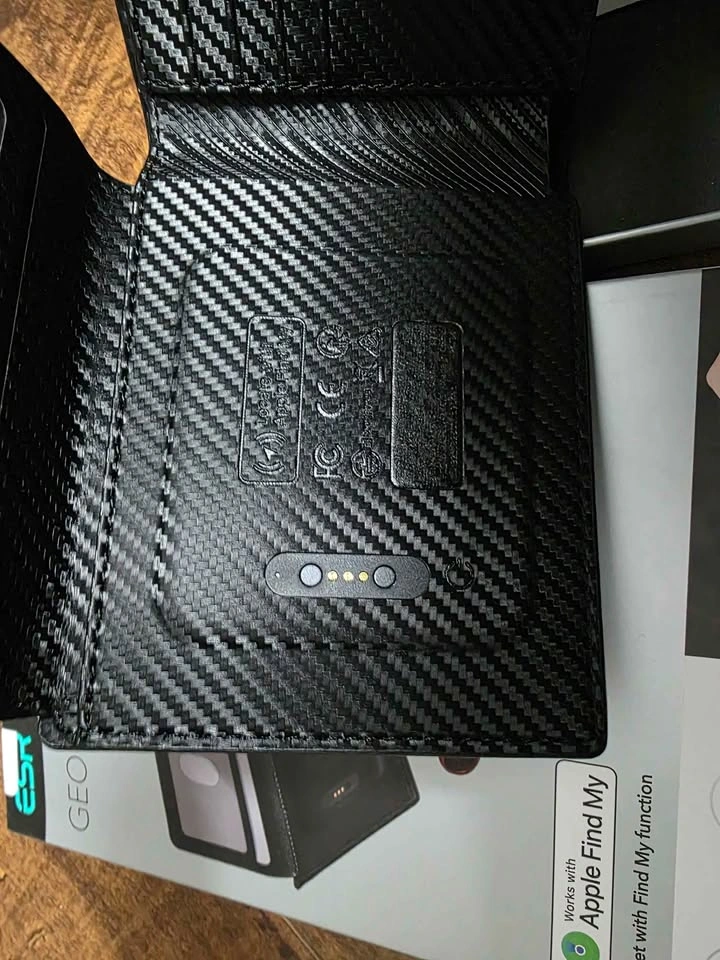 ESR Geo Wallet (Apple Find My Compatible) - Brand New - photo 4