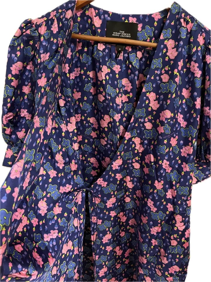 Marc Jacobs Wrap Dress Navy Floral Short Sleeve (sz8) - photo 4
