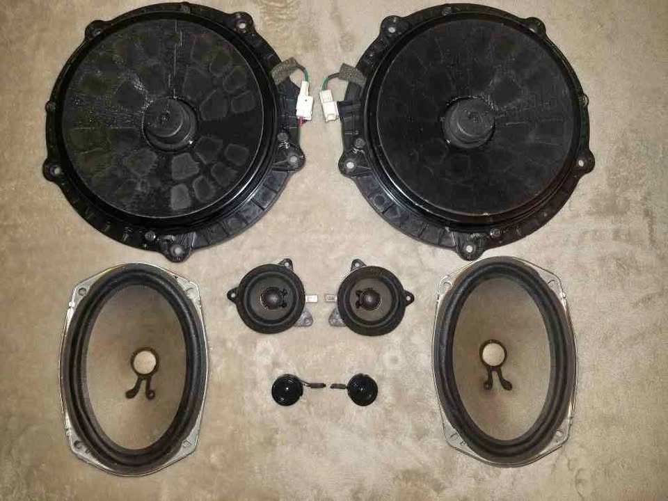 Infinity G37 Speakers and Amplifiers