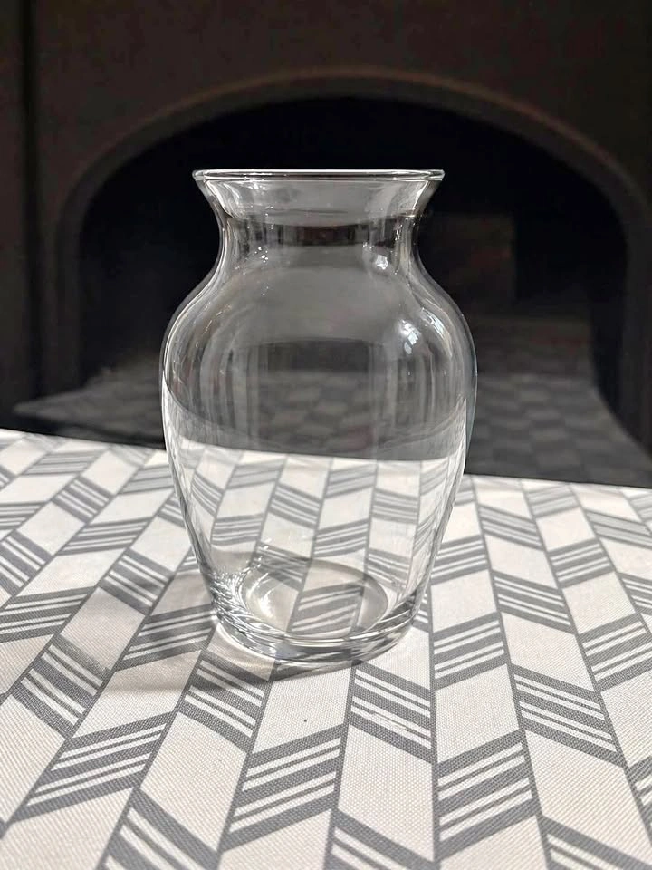 Glass rose vase