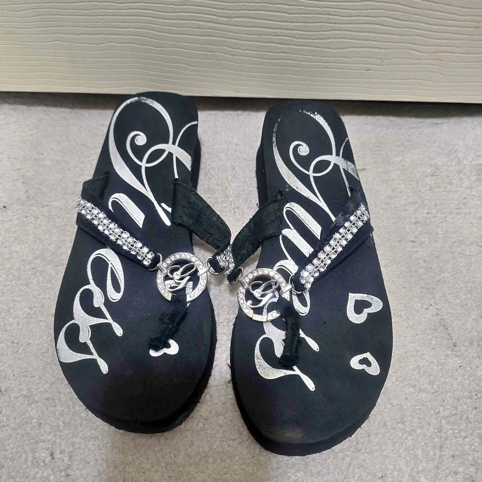 Blingy Guess Flip Flops