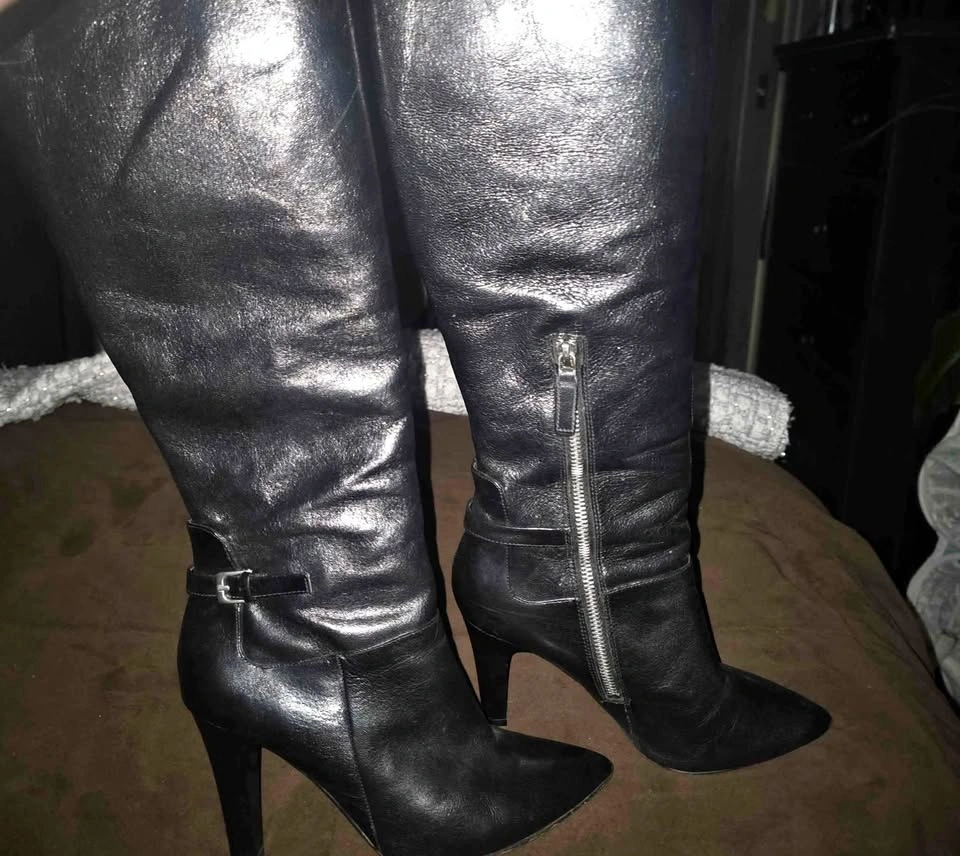 Nine West Knee High 4 inch Boots - Size 6.5 M