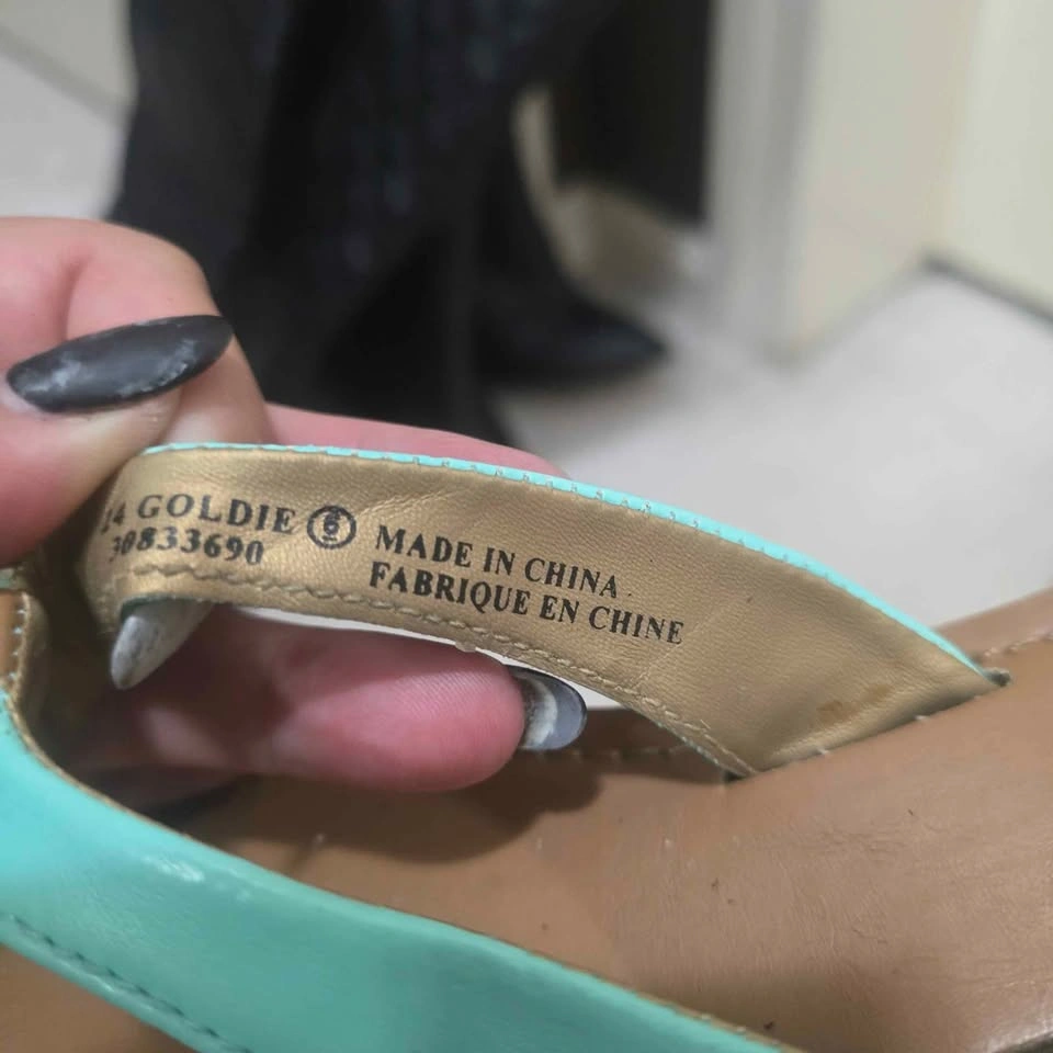Teal & Brown Flip Flops. Size 6 - photo 2