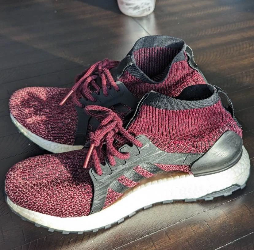 Nike Ultra Boost Running Shoes 7.5 W