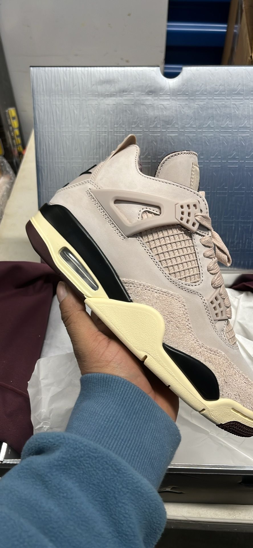 Jordan 4 A Ma Maniere
