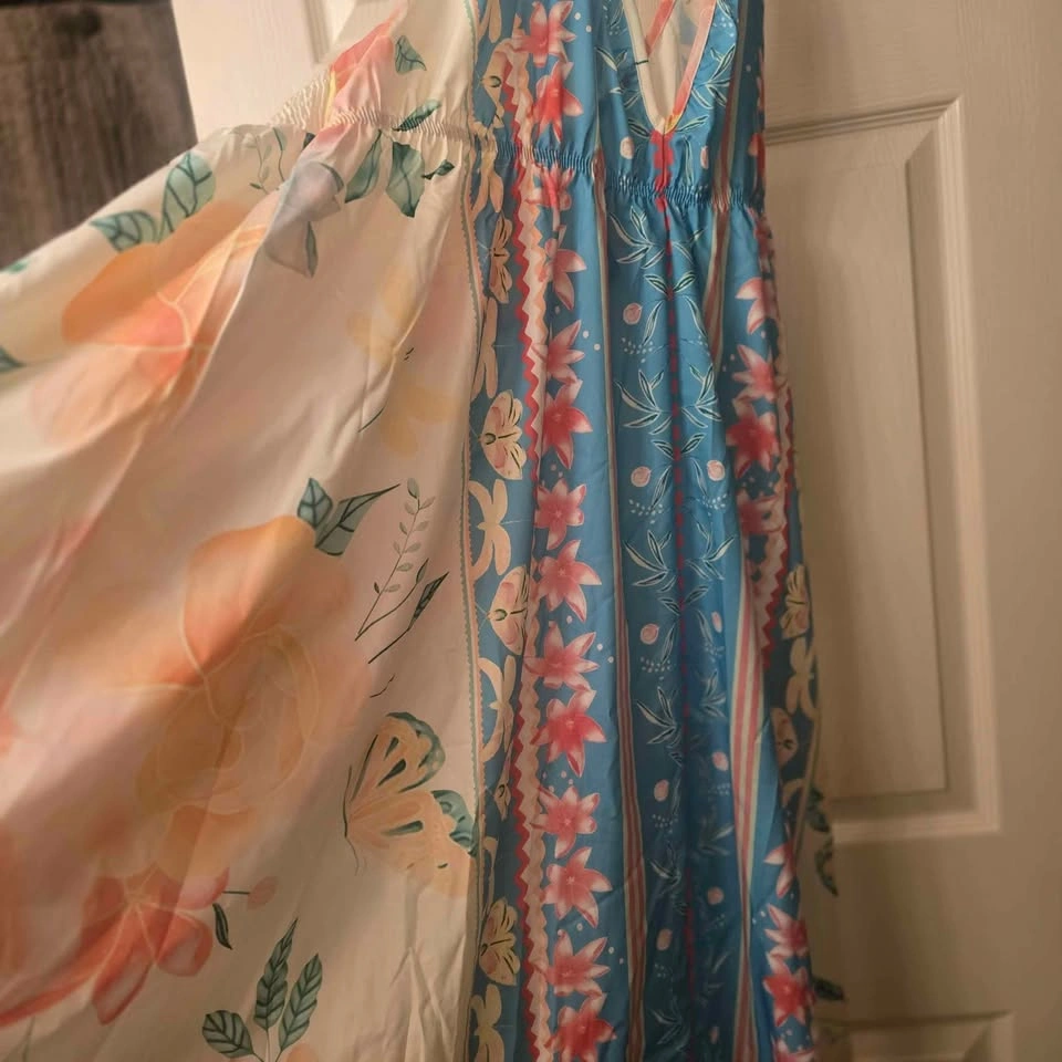 2 Elegant Plus Size Floral Maxi Dresses (4x & 3x) - photo 3