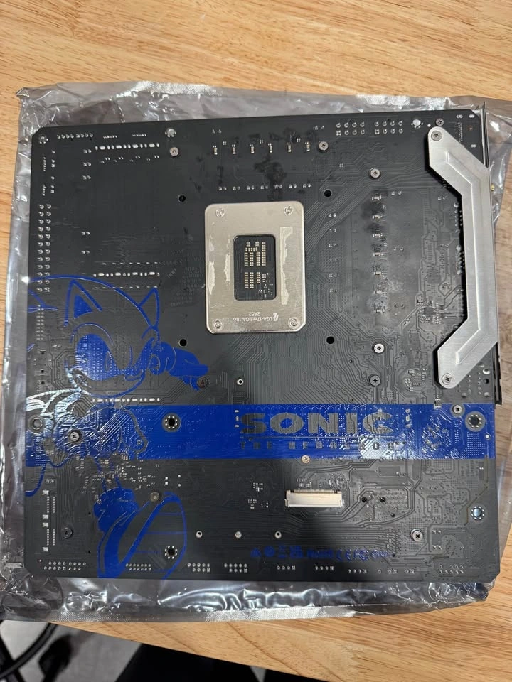 Asrock B760M PG DDR5 WiFi Sonic Edition Motherboard - photo 3