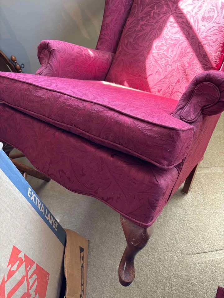 Wing-Back Chair - photo 3