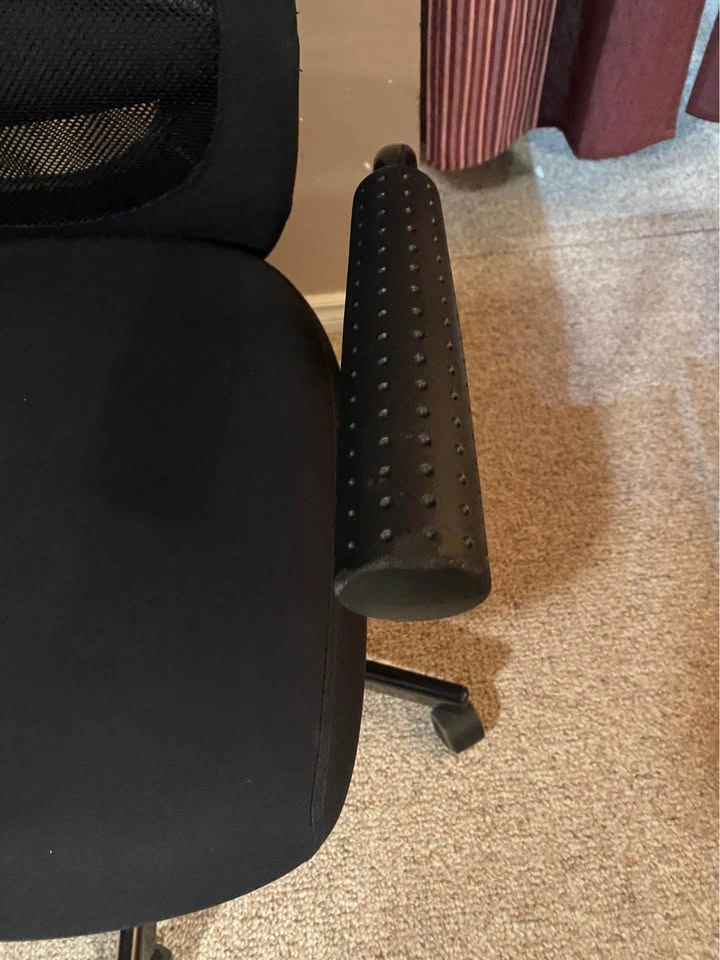 Black office chair - photo 4