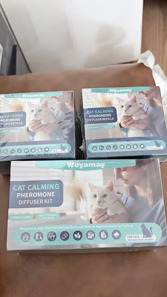 Cat Calming Diffuser with 2 Refills