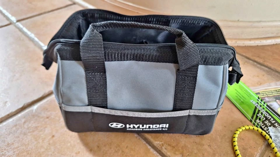 New Roadside Emergency Kit