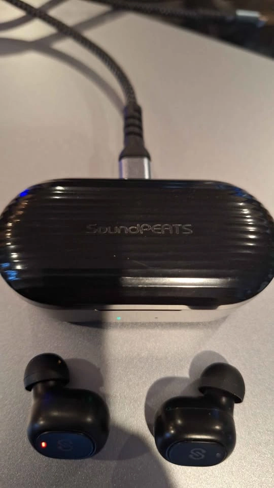 Ear Buds - photo 3