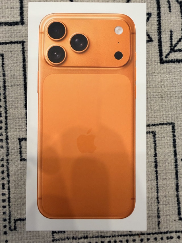 iPhone & Samsung Phone Boxes (No Content) - photo 2