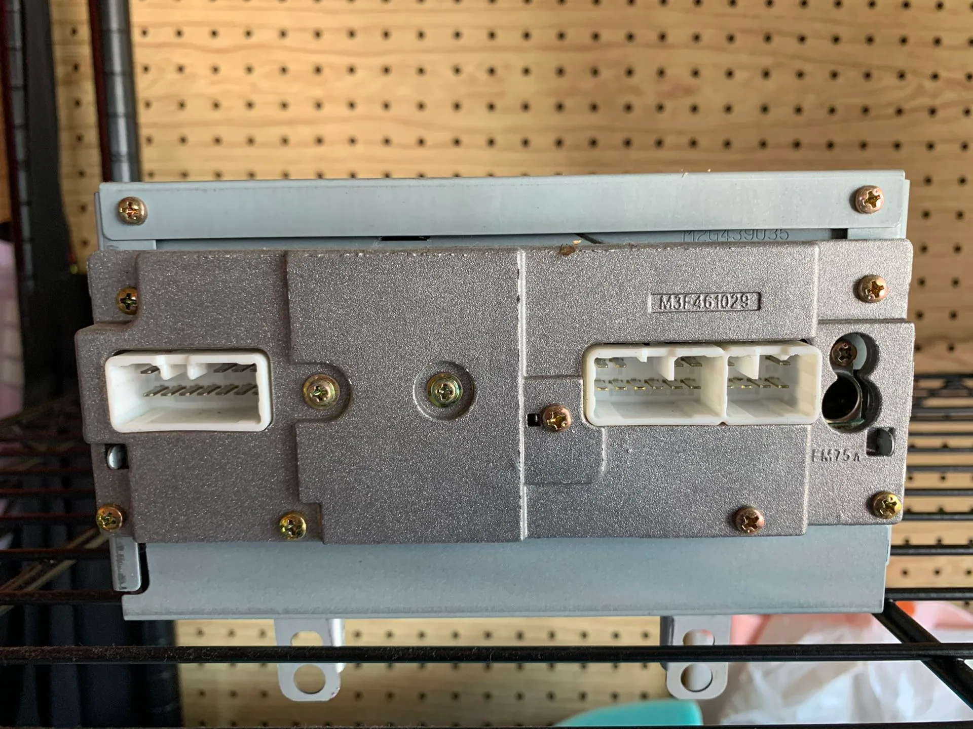 Original Factory Stereo for Corolla 2003 - photo 3