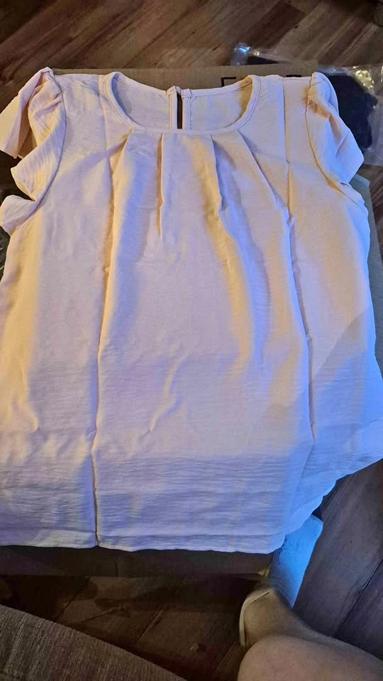 SHEWN Women's Pink Short Sleeve Blouse Size Small and Med