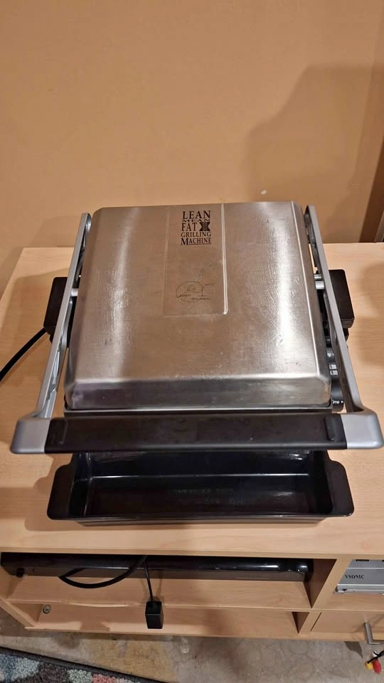 George Foreman Grilling Machine