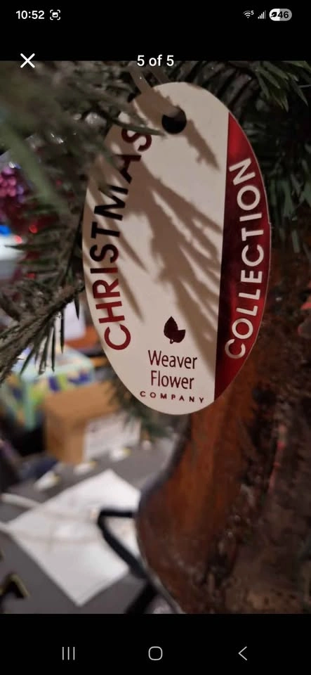Winter/Holiday Floral Arrangement - photo 5