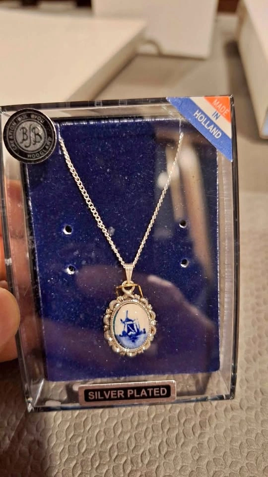 New Necklace Pendant
