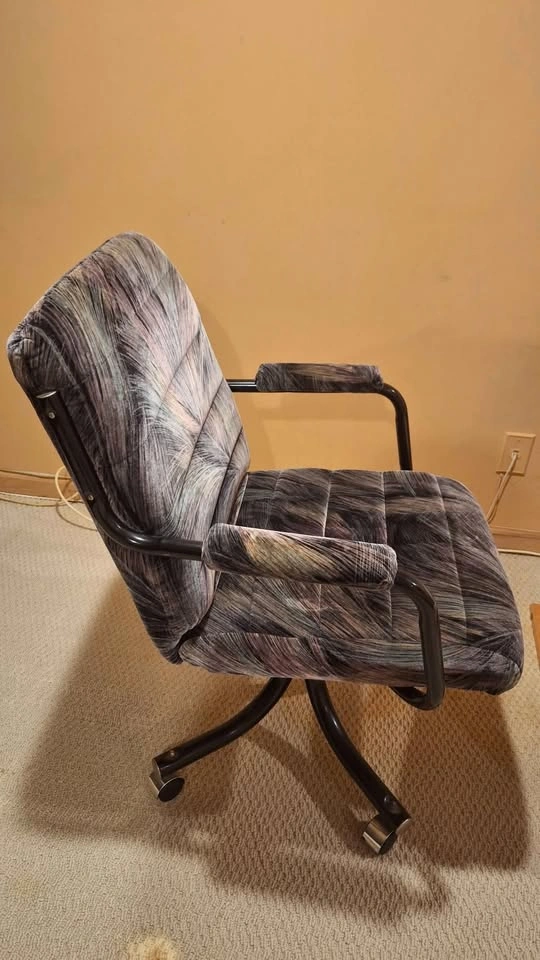 Comfortable Arm Chair - photo 3