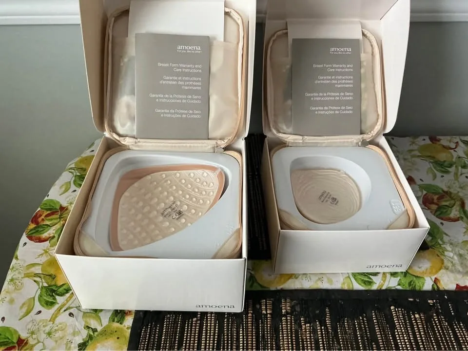Amoena Breast Form - photo 2