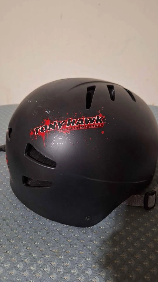 Tony Hawk Helmet - photo 2