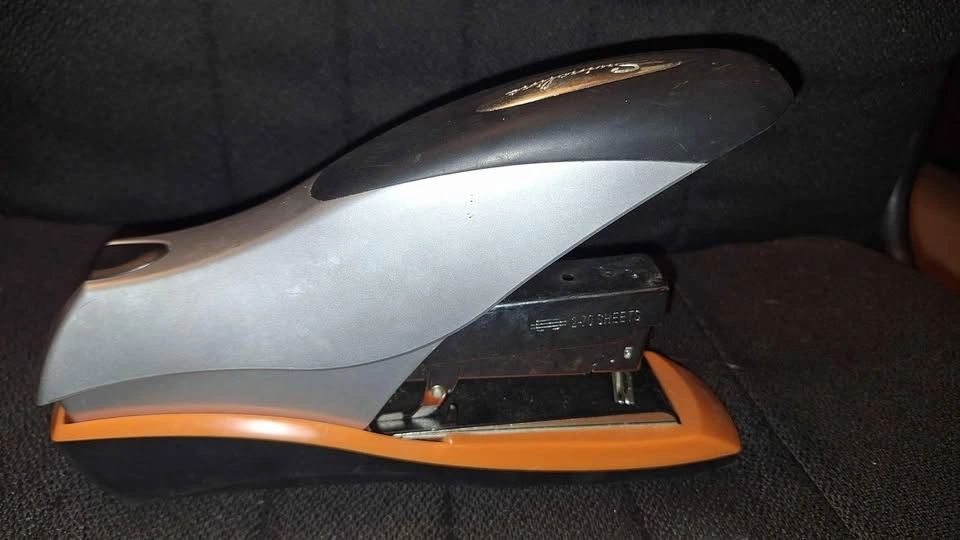 Swingline Heavy Duty Stapler