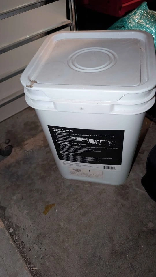 Never Used Roofing Kit - photo 3