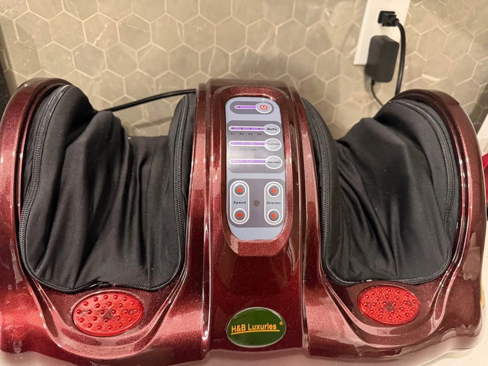 H & B Luxuries Shiatsu Foot Massager - photo 2