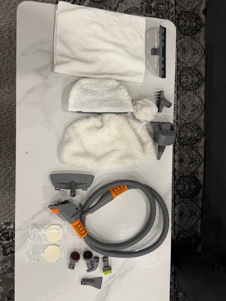 2-IN-1 SCRUBBING & SANITIZING STEAM MOP - photo 4