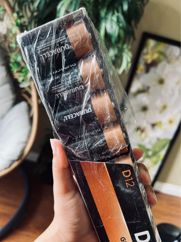 Duracell D12 Batteries - photo 3