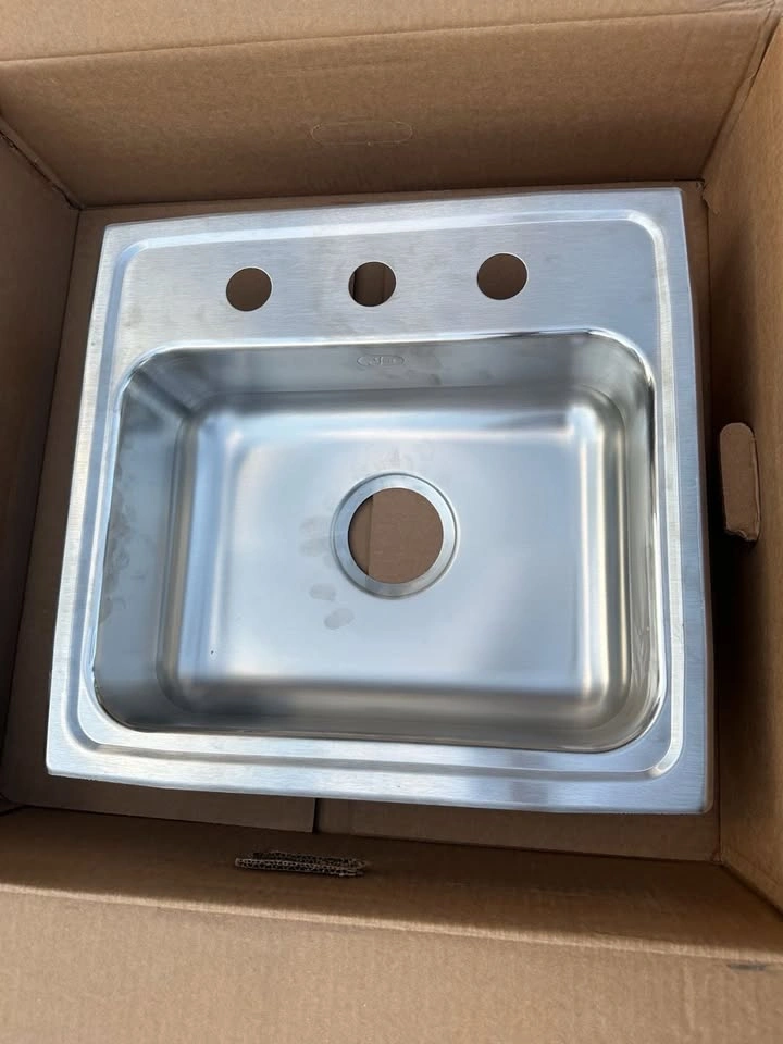 Just Manufacturing 19" x 18" x 5.5" Stainless Steel Sink - photo 4