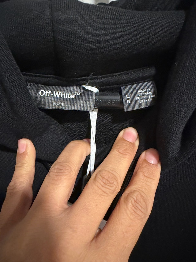Off-White Hoodie - photo 4