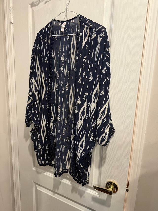 Xhilaration Kimono
