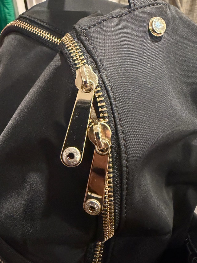 Henri Bendel Backpack - photo 5