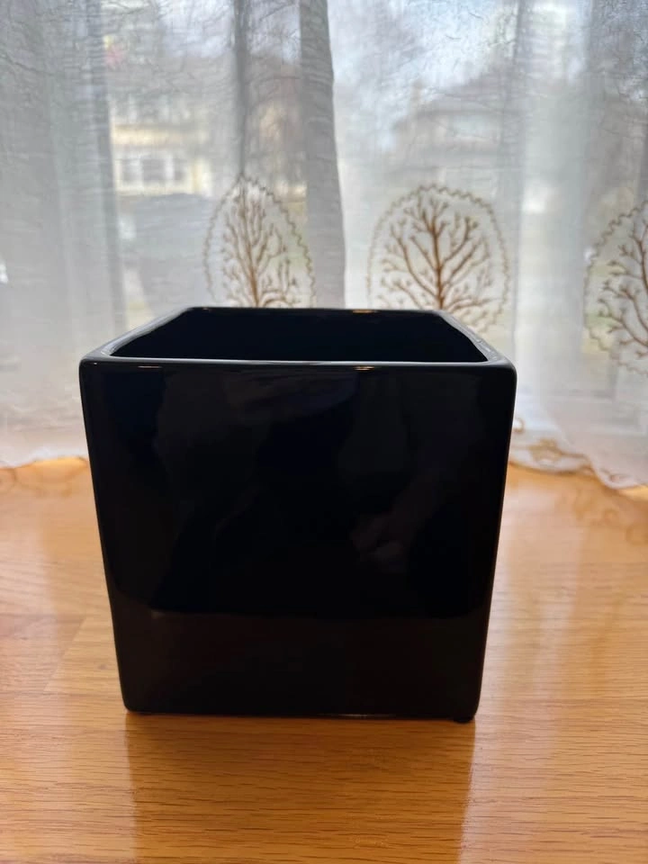 Black Square Ceramic Decorative / Plant Pot - photo 2