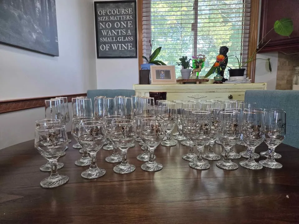 1988 Winter Olympics Glasses image indicator(7)