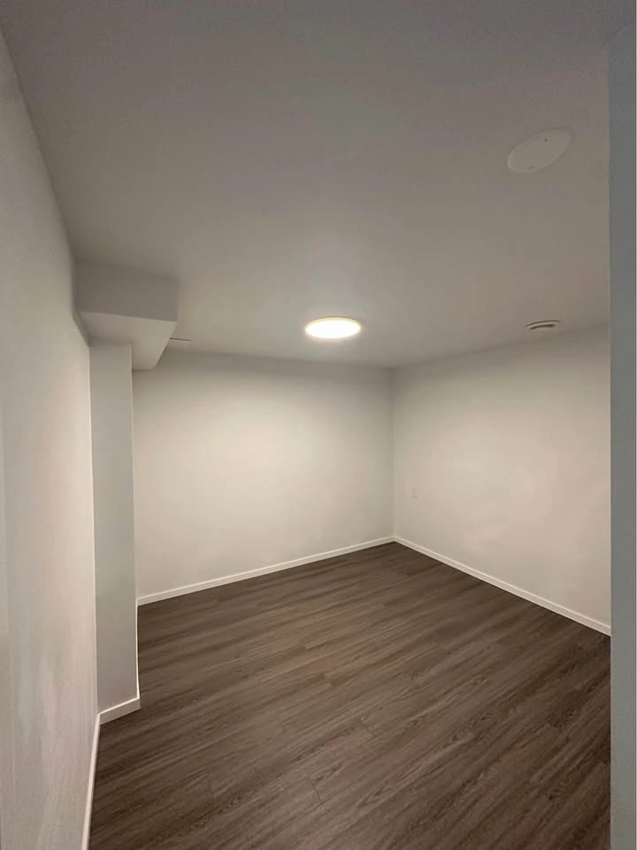 Private room for rent - photo 3