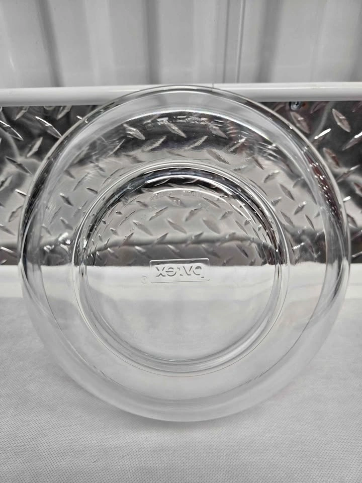 Pyrex 10.5 inch Glass Mixing Bowl