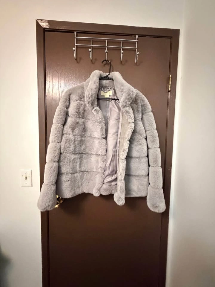 Michael Kors Faux Fur Jacket - photo 2