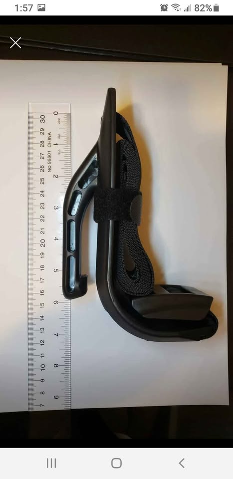 Pregnant Women's Car Seat Belt Adjuster - photo 3