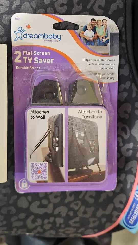Child proof. TV strap