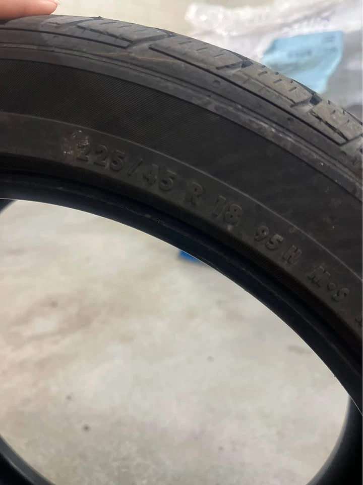 225/45 R18 Continental All Season Tire (Singular) - photo 4