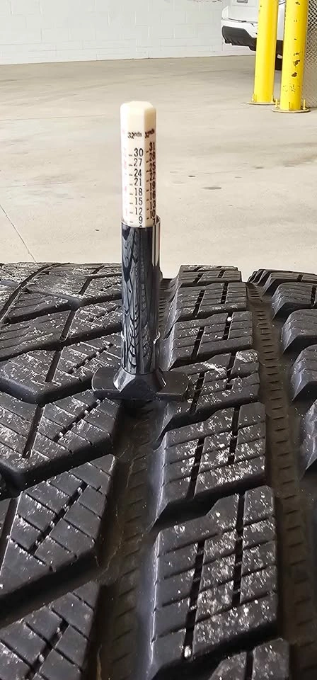 Pirelli Winter Tires Staggered Sizes 275/40R22 & 315/35R22 - photo 3
